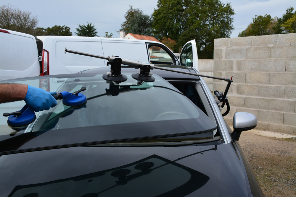 Behind the Scenes of Windshield Replacement Technology Behind the Scenes of Windshield Replacement Technology