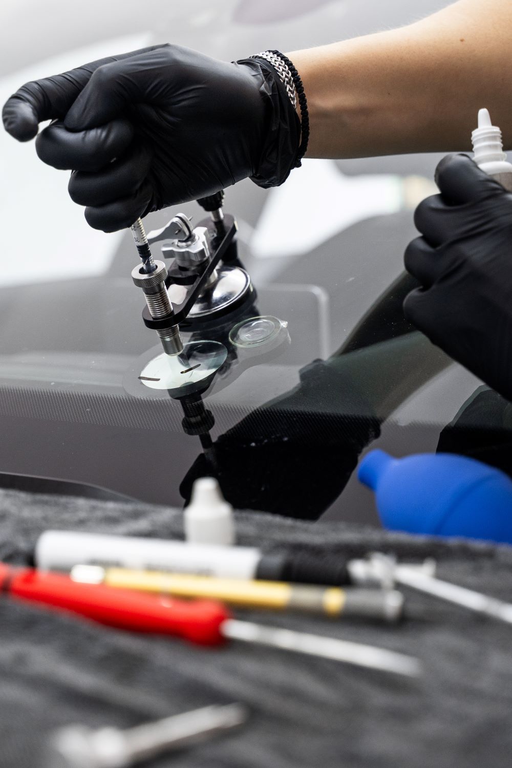 When to Repair When to Replace a Cracked Windscreen When to Repair When to Replace a Cracked Windscreen