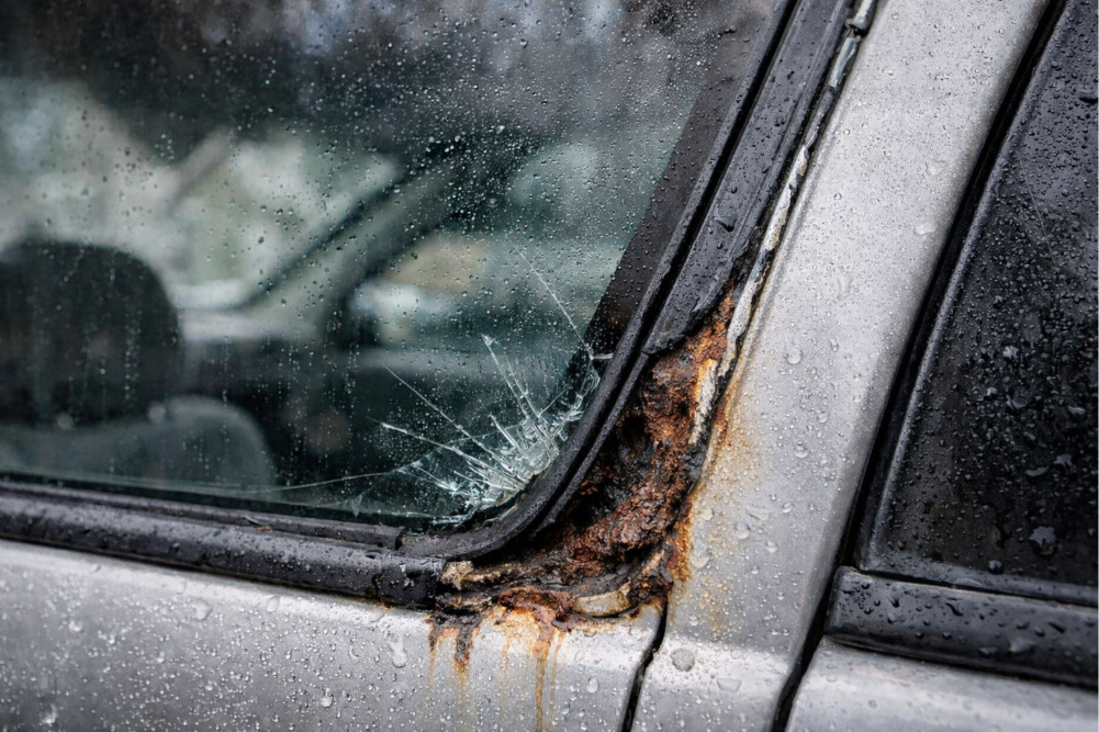 Side Window Repair Hidden Damage You Should Not Ignore